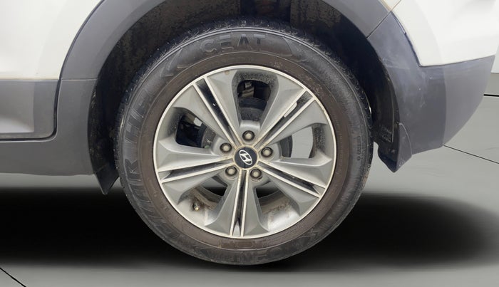 2017 Hyundai Creta SX PLUS AT 1.6 PETROL, Petrol, Automatic, 1,11,538 km, Left Rear Wheel