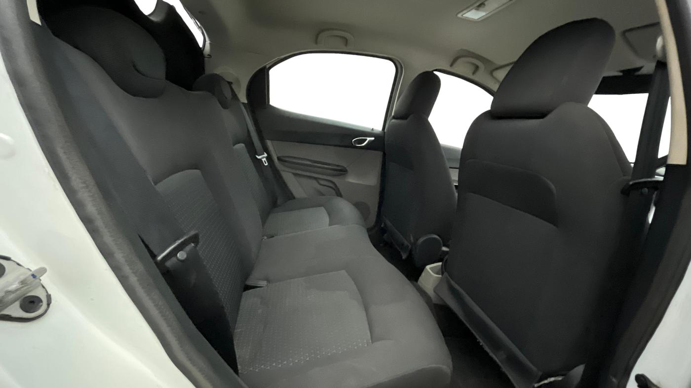 2017 Tata Tiago XZ PETROL, Petrol, Manual, 41,231 km, Right Side Rear Door Cabin