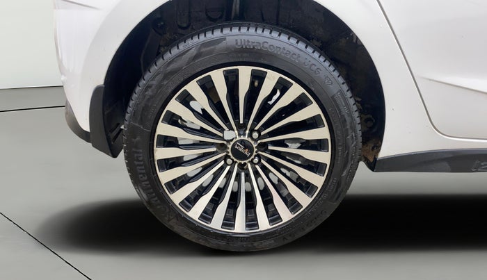 2022 Hyundai NEW I20 SPORTZ 1.5 MT, Diesel, Manual, 76,841 km, Right Rear Wheel