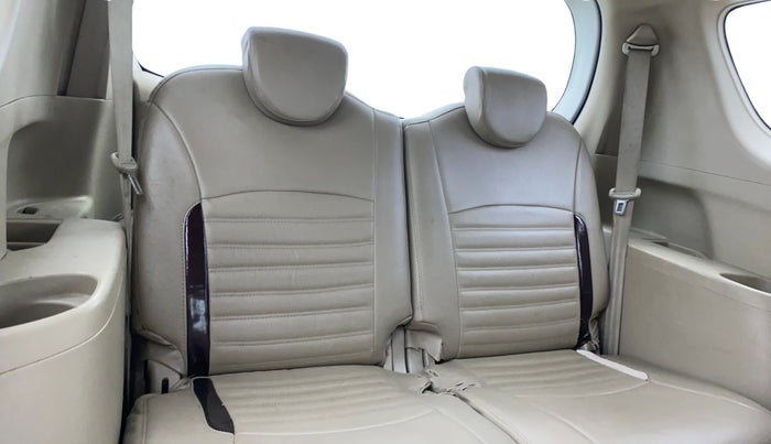 2016 Maruti Ertiga VXI, CNG, Manual, 69,787 km, Third Seat Row ( optional )