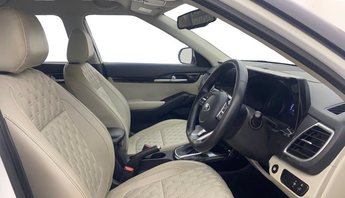 2019 KIA SELTOS HTX IVT 1.5 PETROL, Petrol, Automatic, 45,390 km, Right Side Front Door Cabin