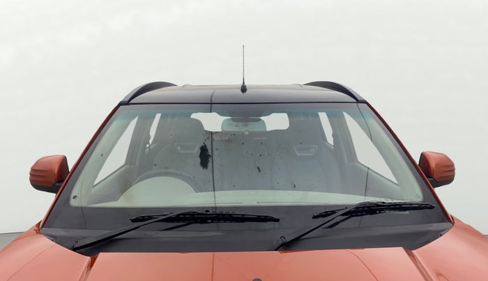 2016 Mahindra Kuv100 K6 6 STR, Petrol, Manual, 27,837 km, Front Windshield