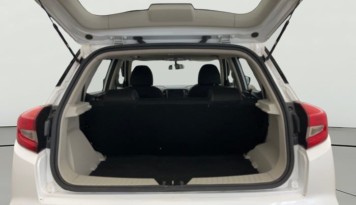 2023 Mahindra XUV300 W4 1.2 PETROL, Petrol, Manual, 35,728 km, Boot Open Zoomed View
