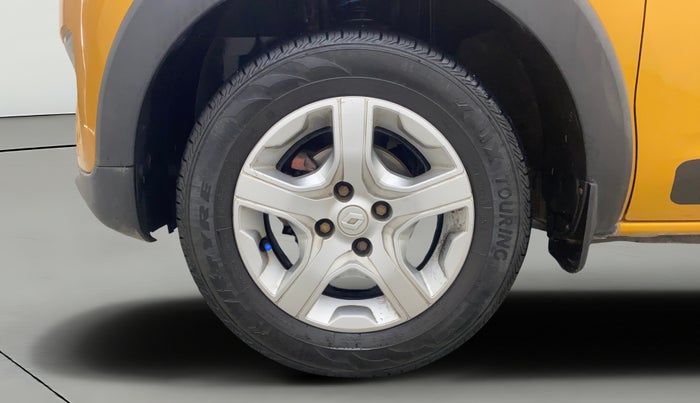 2019 Renault TRIBER RXZ, Petrol, Manual, 63,485 km, Left Front Wheel