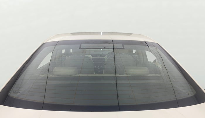 2016 Skoda Octavia STYLE PLUS AT 1.8 TSI, Petrol, Automatic, 63,863 km, Rear Windshield