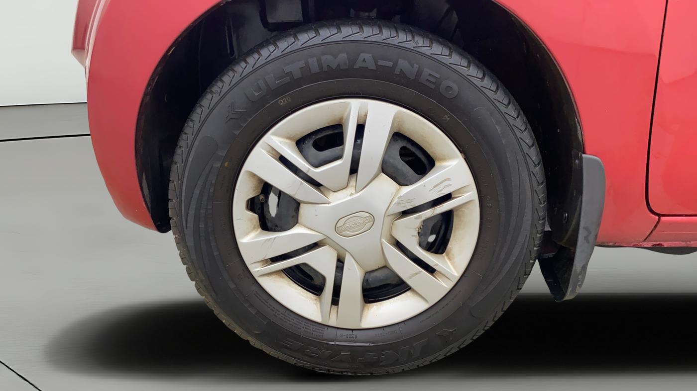2018 Datsun Redi Go T (O), Petrol, Manual, 27,983 km, Left Front Wheel