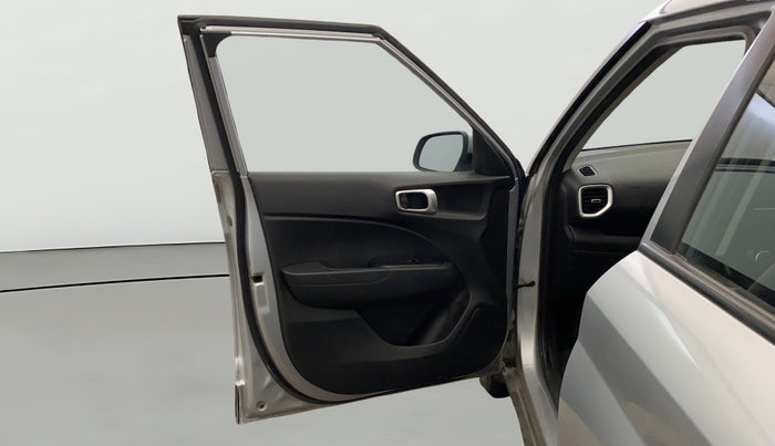 2021 Hyundai VENUE S+ 1.2, Petrol, Manual, 34,447 km, LHS Front Door