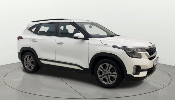 2020 KIA SELTOS HTX 1.5 PETROL, CNG, Manual, 93,799 km, Right Front Diagonal
