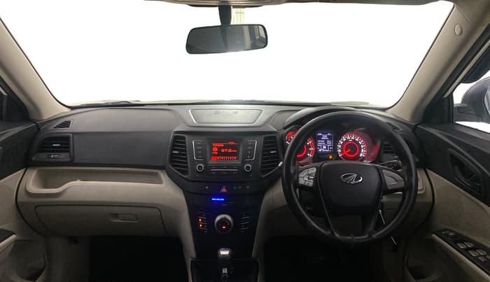 2022 Mahindra XUV300 W8 (O) 1.2 PETROL AMT, Petrol, Automatic, 80,718 km, Dashboard