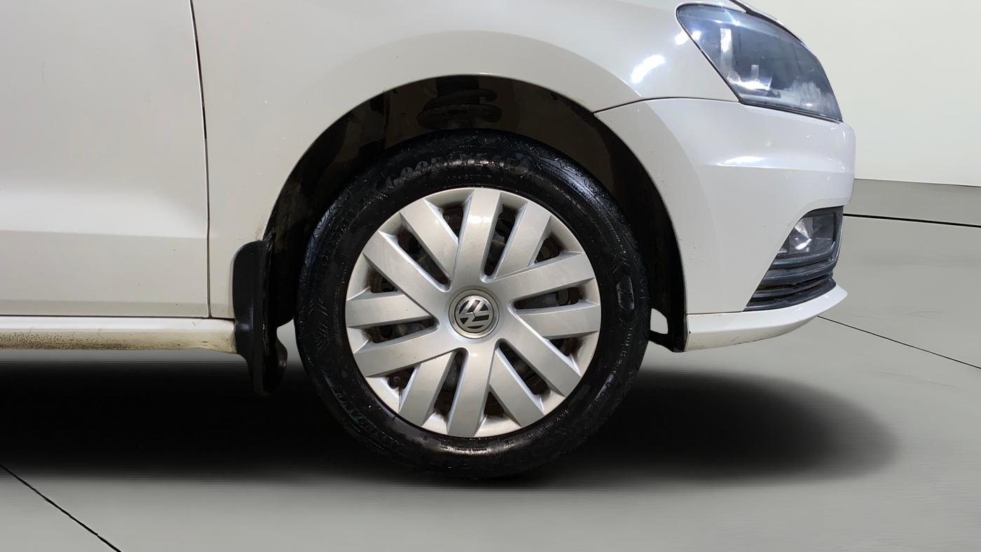2018 Volkswagen Ameo COMFORTLINE 1.0L, Petrol, Manual, 76,093 km, Right Front Wheel