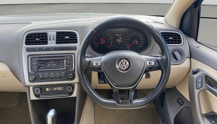 2015 Volkswagen Vento HIGHLINE PETROL AT, Petrol, Automatic, 1,03,647 km, Steering Wheel Close Up