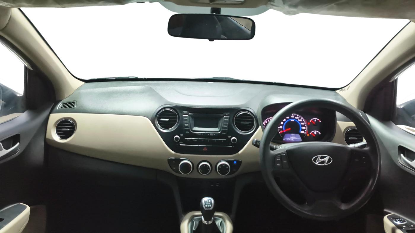 2015 Hyundai Grand i10 SPORTZ 1.2 KAPPA VTVT, Petrol, Manual, 27,417 km, Dashboard