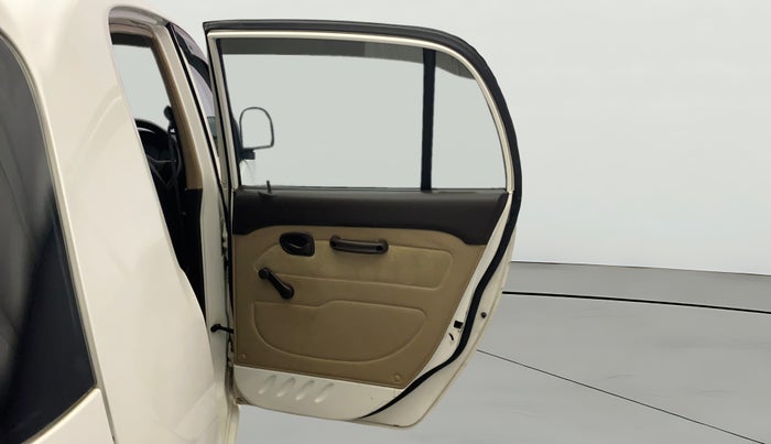 2014 Hyundai Santro Xing GL PLUS, Petrol, Manual, 68,471 km, RHS Rear Door