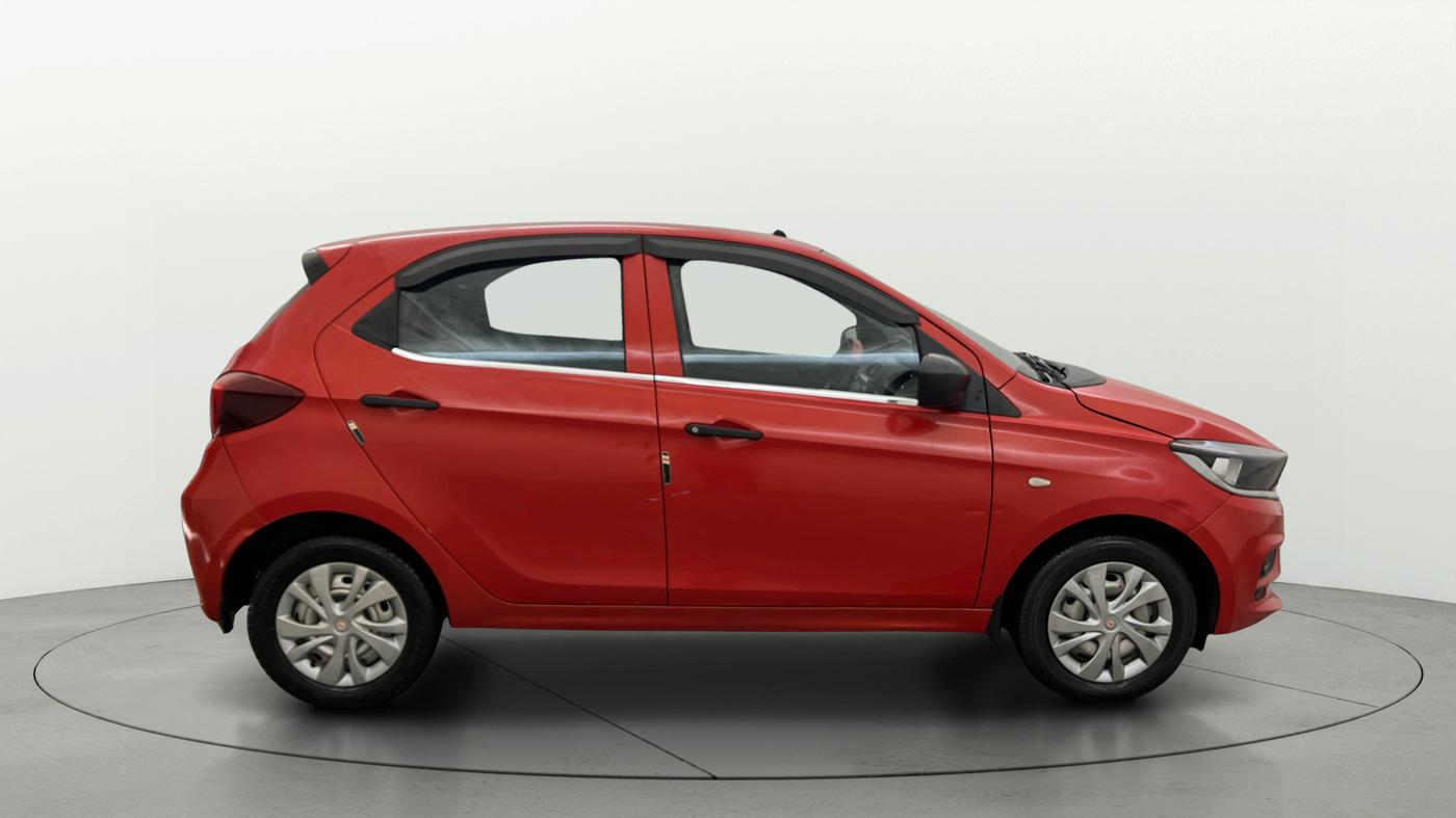 2020 Tata Tiago XE PETROL, Petrol, Manual, 35,532 km, Right Side View