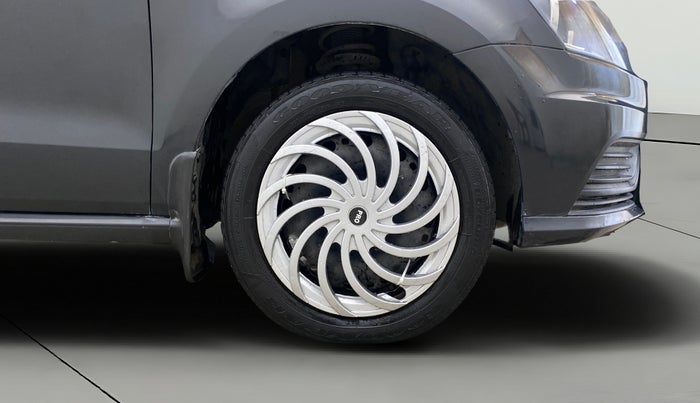 2018 Volkswagen Ameo COMFORTLINE 1.0L, Petrol, Manual, 52,897 km, Right Front Wheel