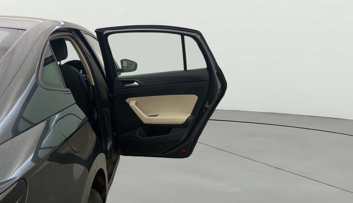 2025 Volkswagen VIRTUS Highline Plus 1.0 TSI AT, Petrol, Automatic, 1,376 km, RHS Rear Door