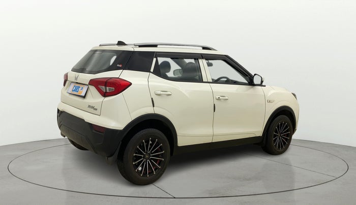 2023 Mahindra XUV300 W4 1.2 PETROL, Petrol, Manual, 14,651 km, Right Back Diagonal