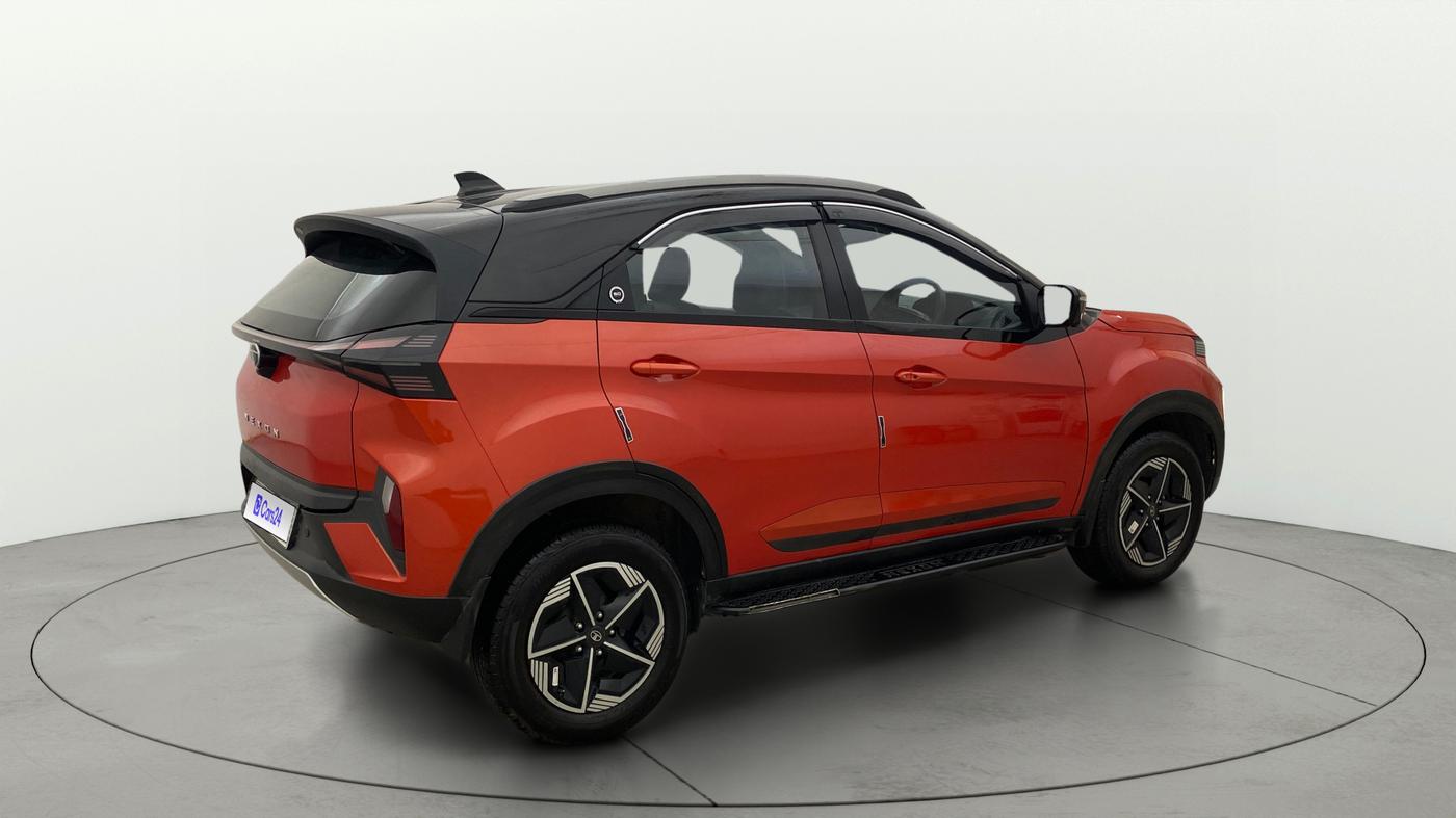 2024 Tata NEXON FEARLESS SUNROOF DUAL TONE 1.2 PETROL, Petrol, Manual, 5,972 km, Right Back Diagonal