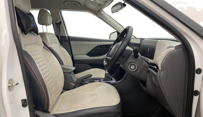 2024 Hyundai Creta E 1.5 PETROL, Petrol, Manual, 20,038 km, Right Side Front Door Cabin