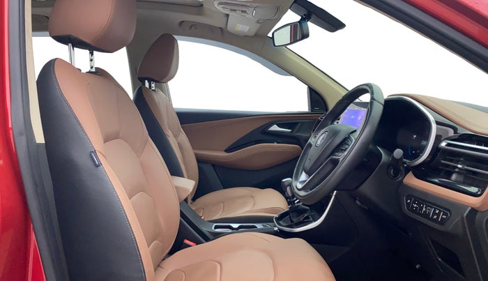 2023 MG HECTOR PLUS SHARP PRO 1.5 TURBO MT 6 STR, Petrol, Manual, 16,692 km, Right Side Front Door Cabin