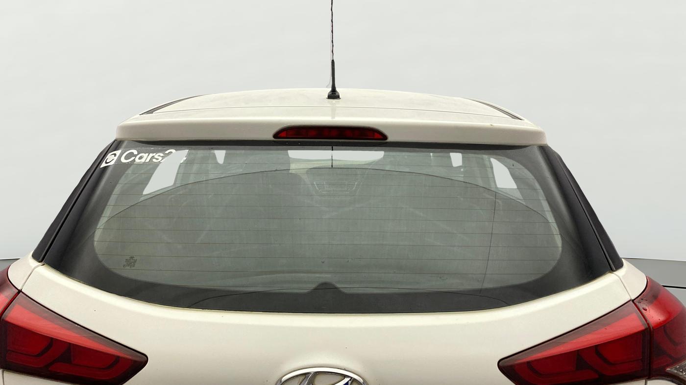 2016 Hyundai Elite i20 SPORTZ 1.2, Petrol, Manual, 1,47,324 km, Rear Windshield