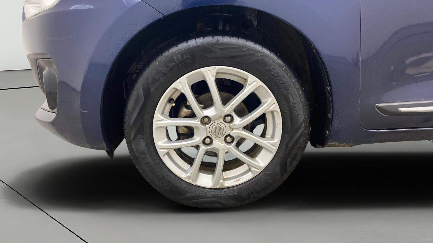 2018 Maruti Swift ZXI AMT, Petrol, Automatic, 1,18,478 km, Left Front Wheel