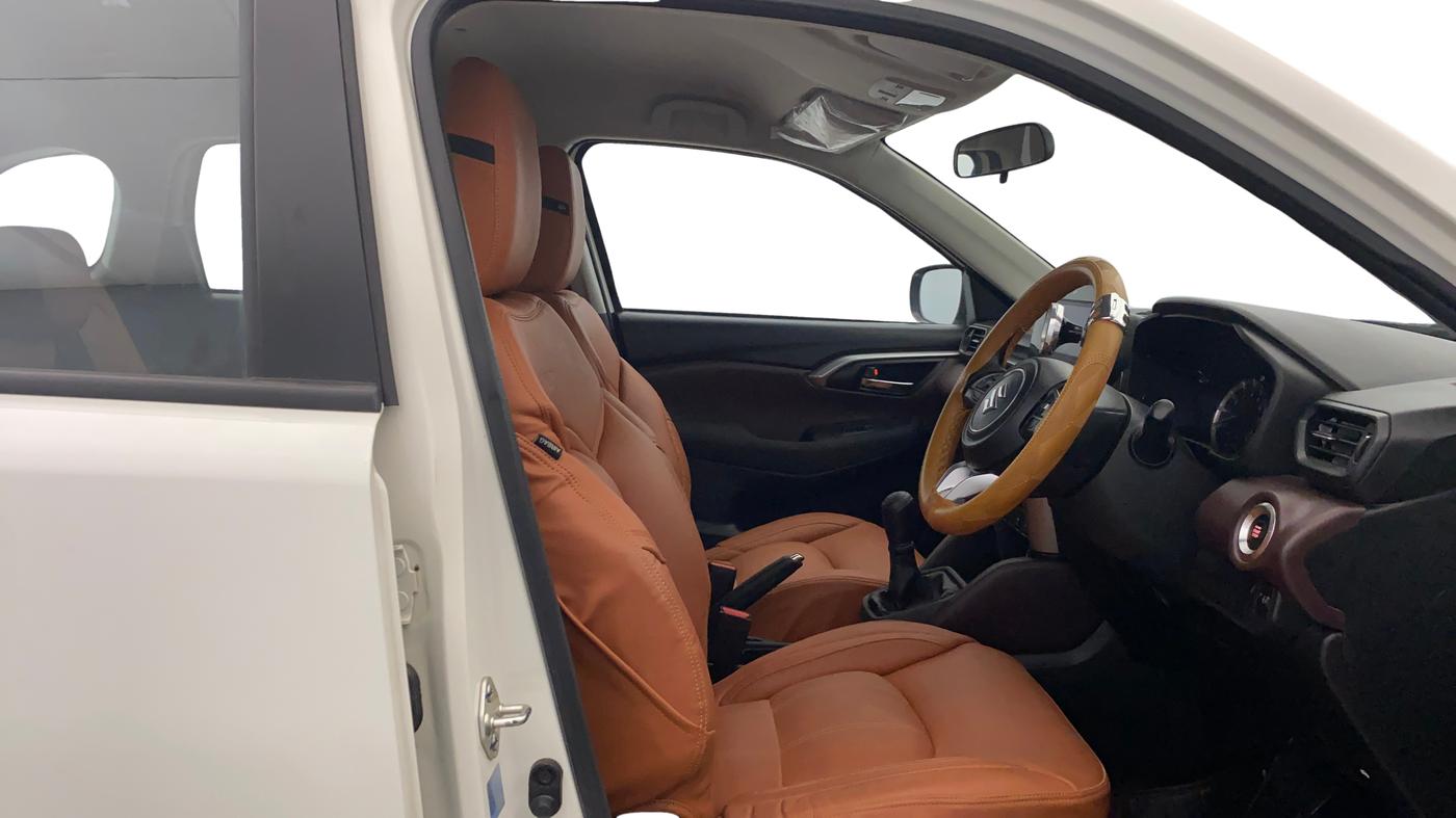 2024 Maruti Grand Vitara DELTA SMART HYBRID, Petrol, Manual, 34,308 km, Right Side Front Door Cabin