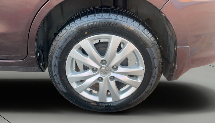 2017 Maruti Ertiga VDI SHVS, Diesel, Manual, 1,37,464 km, Left Rear Wheel