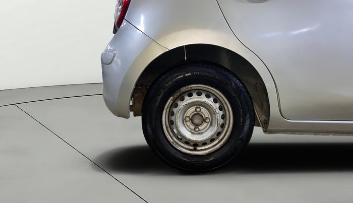 2016 Nissan Micra Active XL, CNG, Manual, 1,18,213 km, Right Rear Wheel