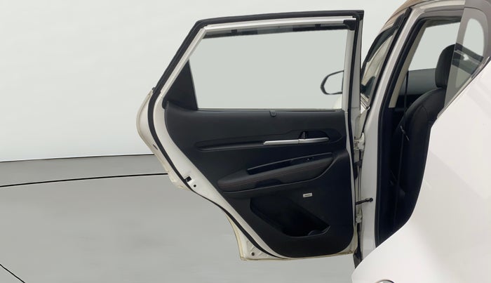 2021 KIA SONET GTX PLUS 1.5 AT DUAL TONE, Diesel, Automatic, 45,786 km, LHS Rear Door