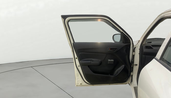 2021 Maruti Swift LXI, Petrol, Manual, 83,438 km, LHS Front Door