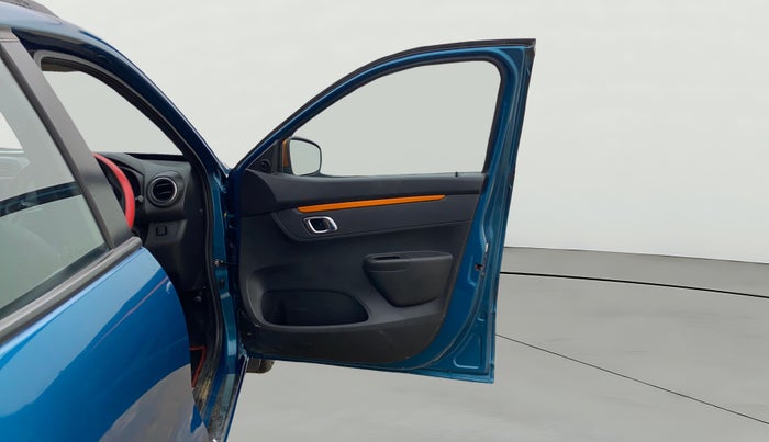 2021 Renault Kwid CLIMBER 1.0 AMT (O), Petrol, Automatic, 45,116 km, RHS Front Door