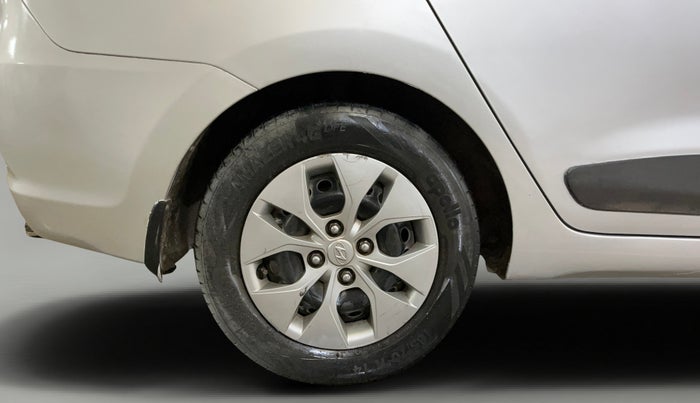 2015 Hyundai Xcent S 1.2, Petrol, Manual, 85,465 km, Right Rear Wheel