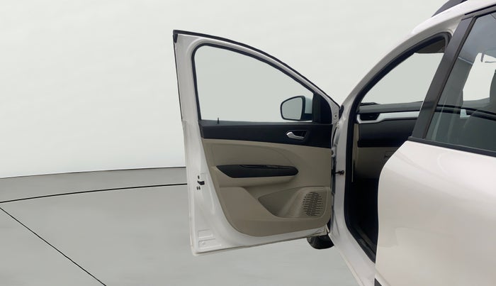 2020 Renault TRIBER RXZ AMT, Petrol, Automatic, 60,569 km, LHS Front Door