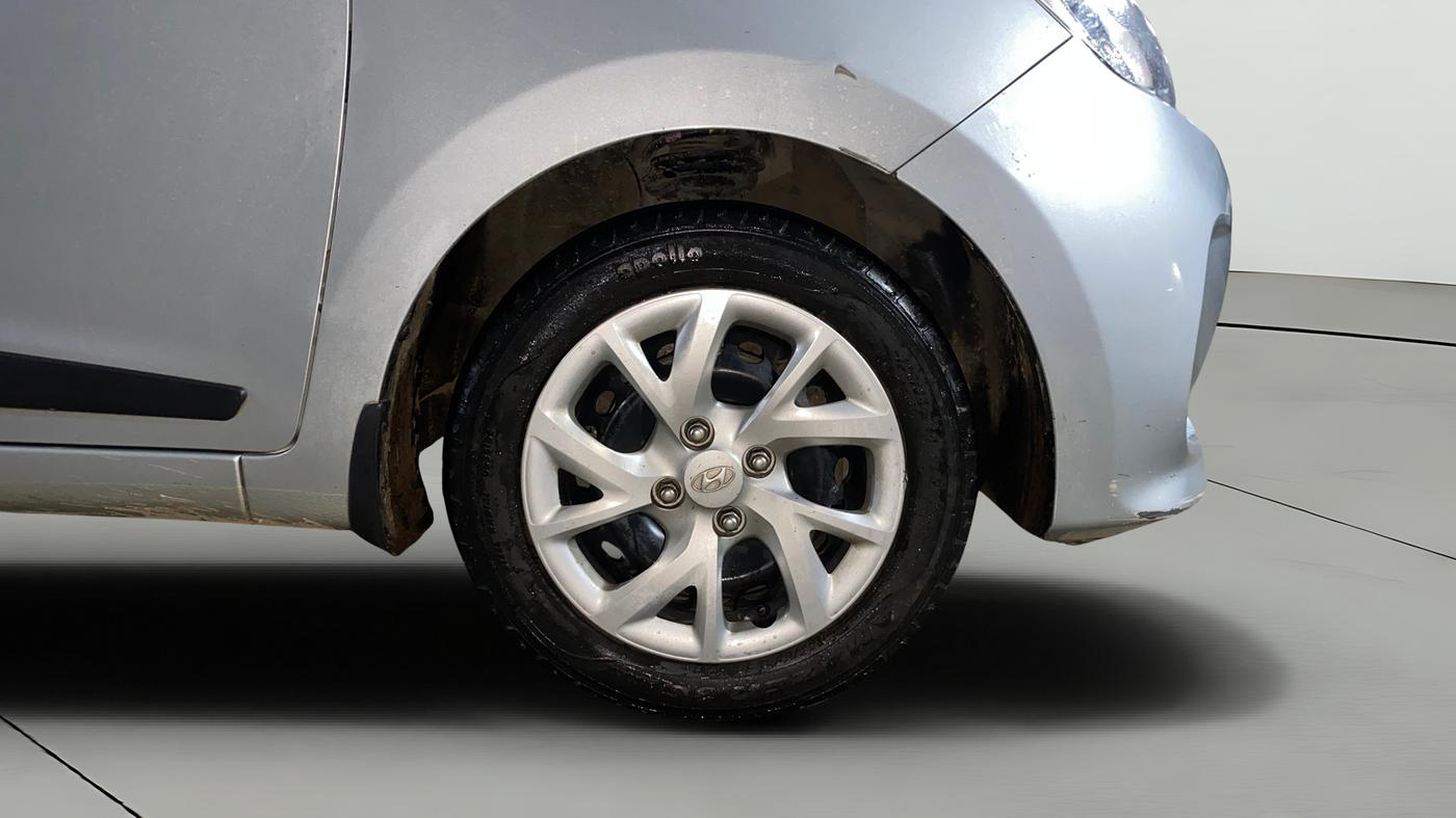2018 Hyundai Grand i10 MAGNA 1.2 KAPPA VTVT, Petrol, Manual, 32,985 km, Right Front Wheel