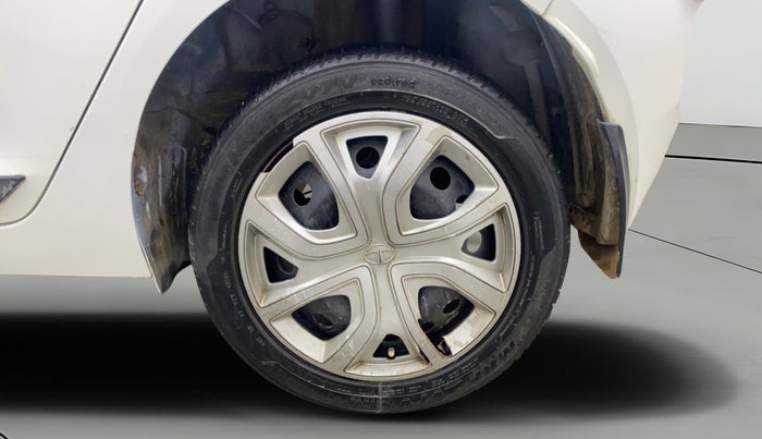 2020 Tata ALTROZ XT PETROL, Petrol, Manual, 53,590 km, Left Rear Wheel