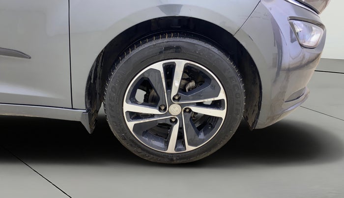 2023 Tata ALTROZ  XZ Plus (O) (S), Petrol, Manual, 22,499 km, Right Front Wheel