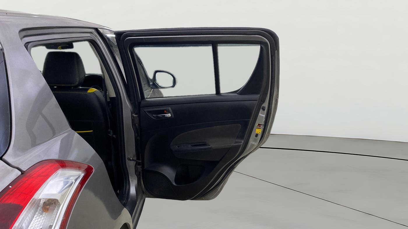 2014 Maruti Swift VXI, Petrol, Manual, 32,907 km, RHS Rear Door