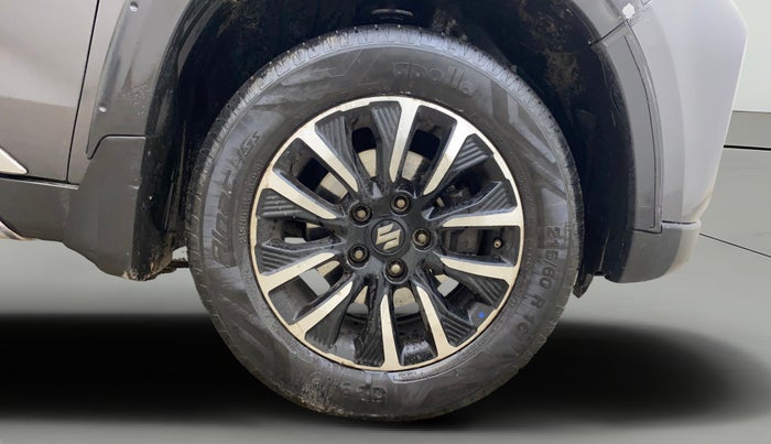 2020 Maruti Vitara Brezza ZXI PLUS DUAL TONE, Petrol, Manual, 1,22,984 km, Right Front Wheel