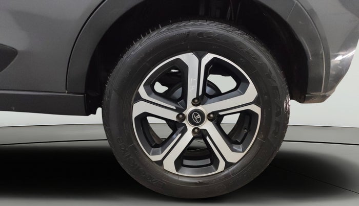 2021 Tata NEXON XZ PLUS (O) PETROL, CNG, Manual, 44,614 km, Left Rear Wheel