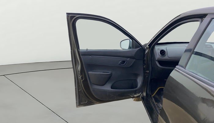 2018 Renault Kwid RXT 1.0, CNG, Manual, 57,393 km, LHS Front Door