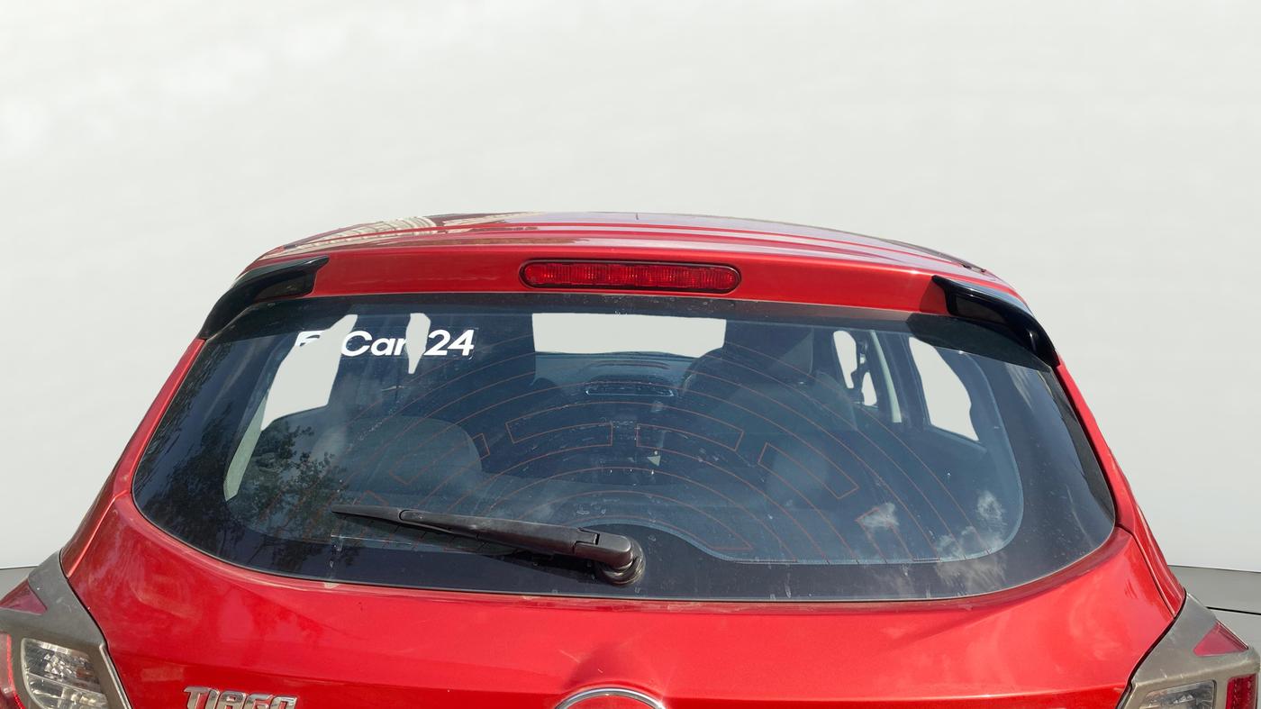2018 Tata Tiago XZA PETROL, Petrol, Automatic, 66,721 km, Rear Windshield