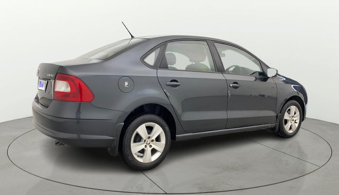 2018 Skoda Rapid AMBITION 1.6 MPI MT, Petrol, Manual, 36,544 km, Right Back Diagonal