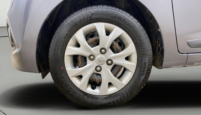 2016 Hyundai Grand i10 SPORTZ 1.2 KAPPA VTVT, Petrol, Manual, 67,039 km, Left Front Wheel