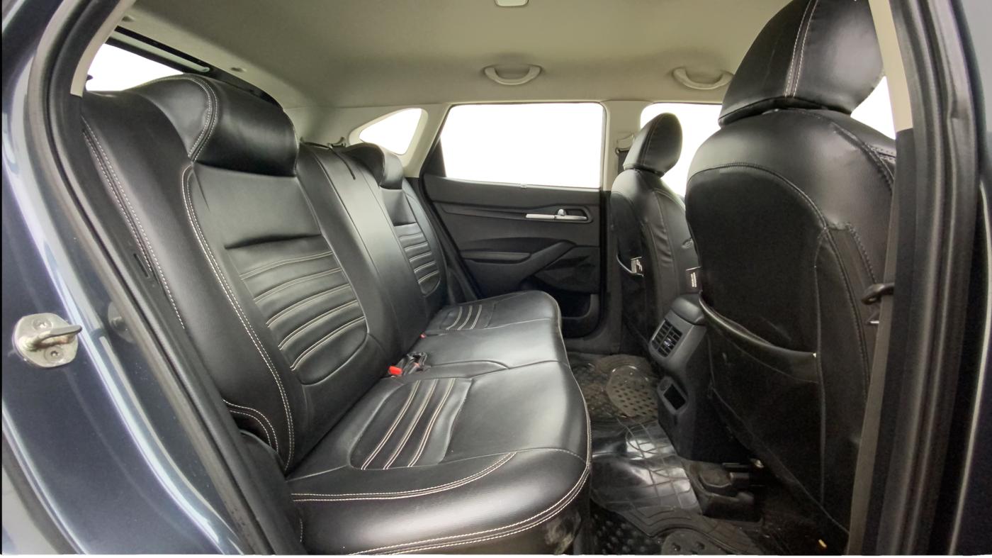 2020 KIA SELTOS HTK PLUS 1.5, Petrol, Manual, 75,184 km, Right Side Rear Door Cabin