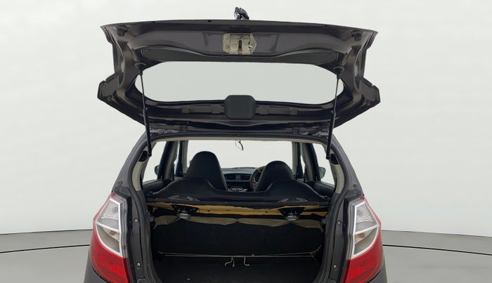 2017 Maruti Alto K10 VXI, Petrol, Manual, 70,326 km, Boot Door Open