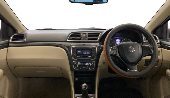 2016 Maruti Ciaz ZXI, Petrol, Manual, 99,587 km, Dashboard