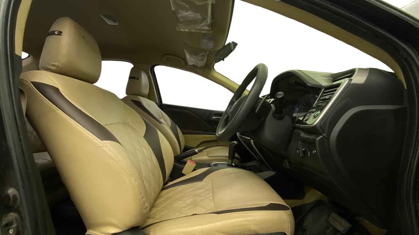 2018 Honda City 1.5L I-VTE V CVT, Petrol, Automatic, 1,21,851 km, Right Side Front Door Cabin