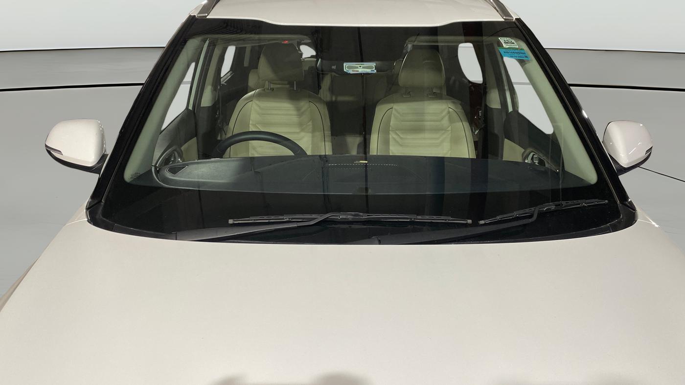 2023 KIA CARENS  LUXURY (O)1.5 TURBO DCT 7 STR, Petrol, Automatic, 6,043 km, Front Windshield