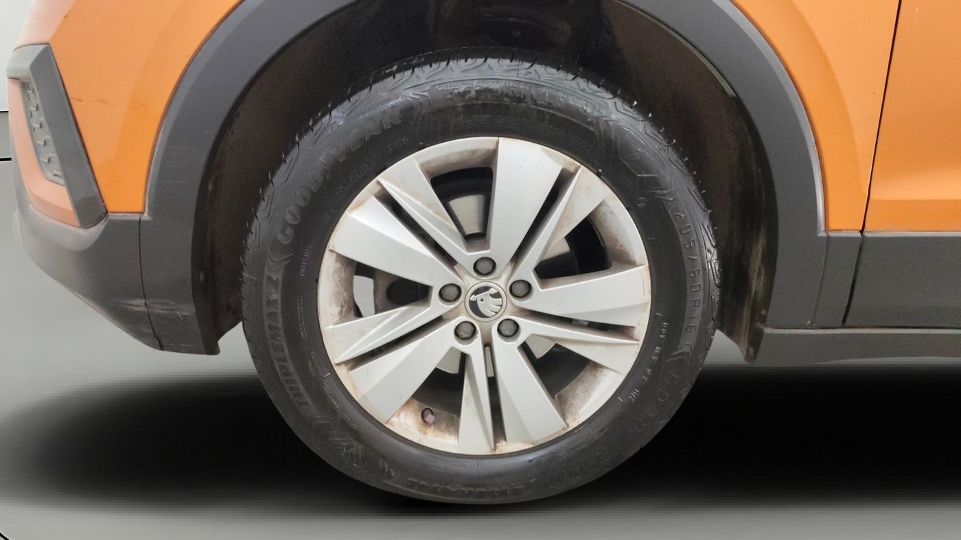 2021 Skoda KUSHAQ AMBITION 1.0L TSI AT, Petrol, Automatic, 49,886 km, Left Front Wheel